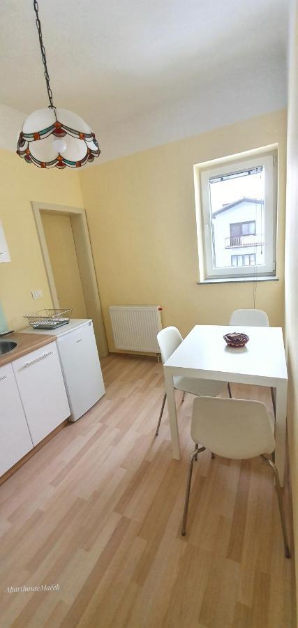 Aparthouse Macek Apartment Ljubljana Ngoại thất bức ảnh