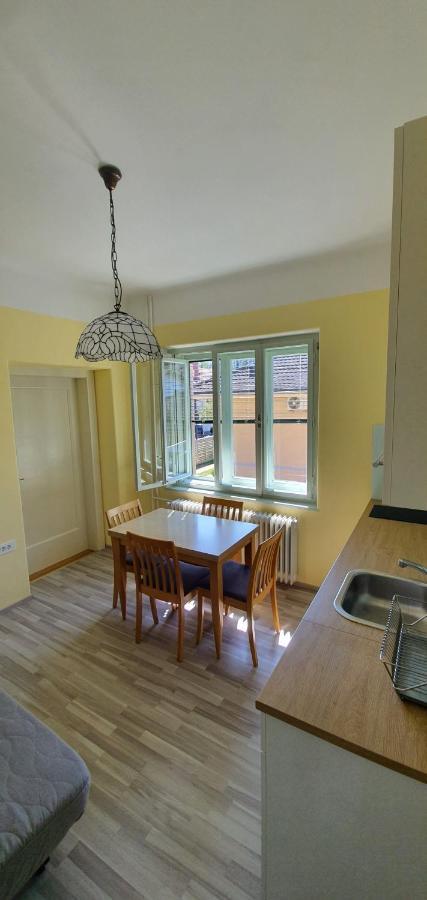 Aparthouse Macek Apartment Ljubljana Ngoại thất bức ảnh