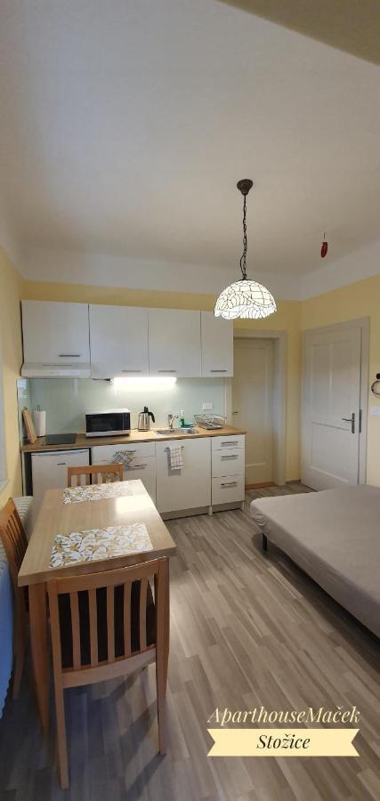 Aparthouse Macek Apartment Ljubljana Ngoại thất bức ảnh